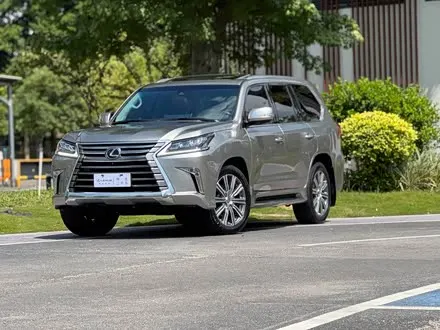 LEXUS LX 2017