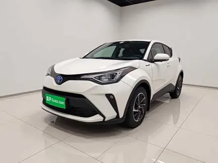 TOYOTA C-HR 2021
