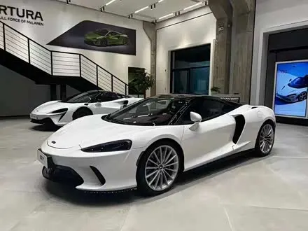 MCLAREN GT — из Кореи под ключ