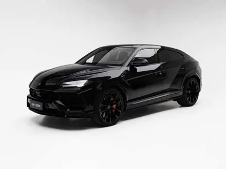 LAMBORGHINI URUS 2021