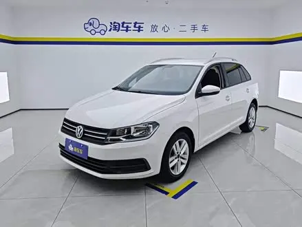 VOLKSWAGEN SANTANA 2017