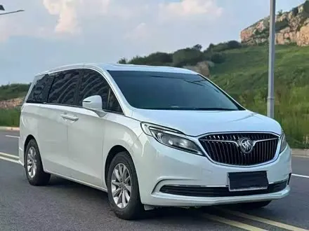 BUICK GL8 — из Китая под ключ
