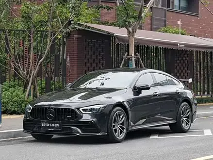 MERCEDES-AMG GT 2019