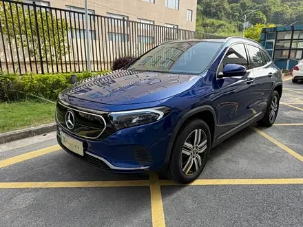 MERCEDES-BENZ EQA 2023
