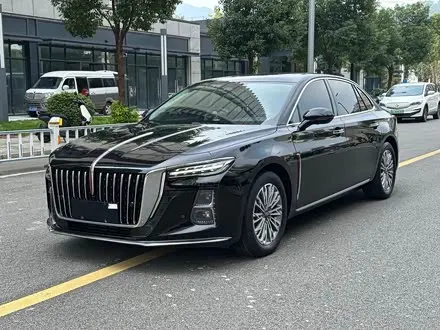 HONGQI H5 — из Китая под ключ
