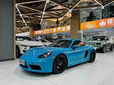 PORSCHE 718 2018