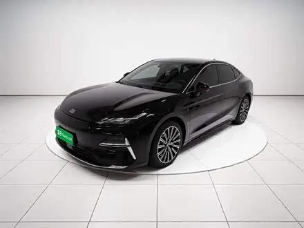 GEELY GALAXY 8 2025