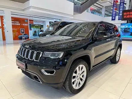 JEEP GRAND CHEROKEE — из Китая под ключ