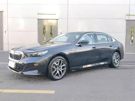 BMW I5 2025