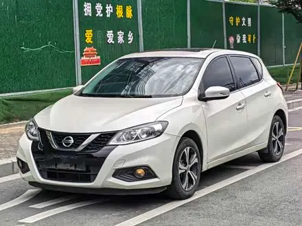 NISSAN TIIDA 2016