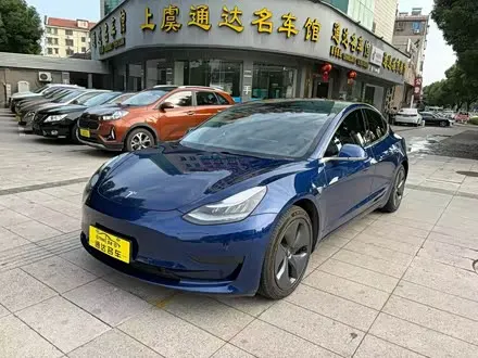 TESLA MODEL 3 2019 — из Китая под ключ