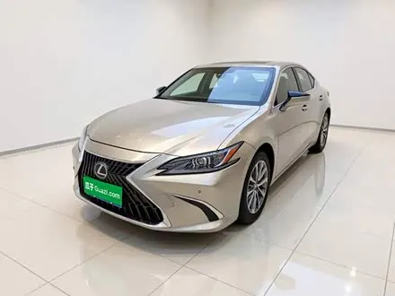 LEXUS ES — из Китая под ключ