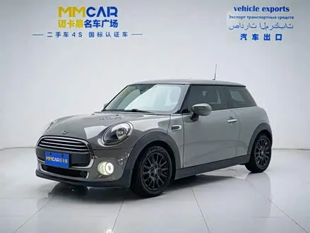 MINI ONE 2021