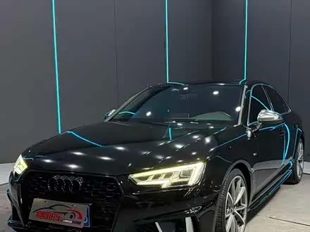 AUDI S4 2018