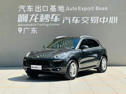 PORSCHE MACAN 2017
