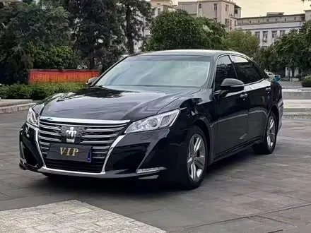 TOYOTA CROWN 2015