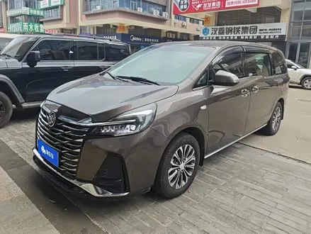 BUICK GL8 — из Китая под ключ