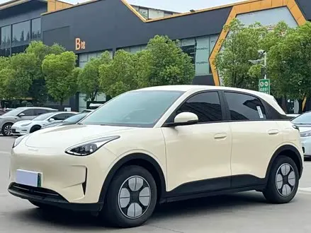 GEELY XINGYUAN 2025