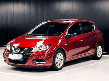 NISSAN TIIDA 2024