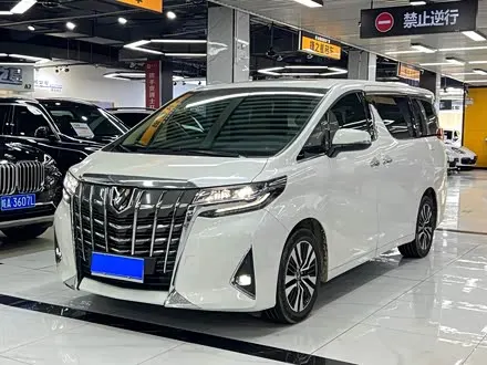 TOYOTA ALPHARD 2018