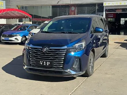 BUICK GL8 — из Китая под ключ