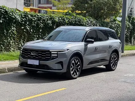 FORD EDGE 2025