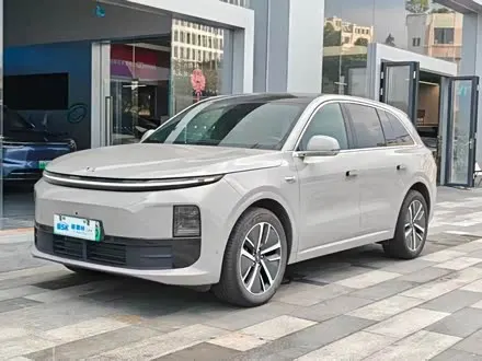 LI AUTO L6 — из Китая под ключ