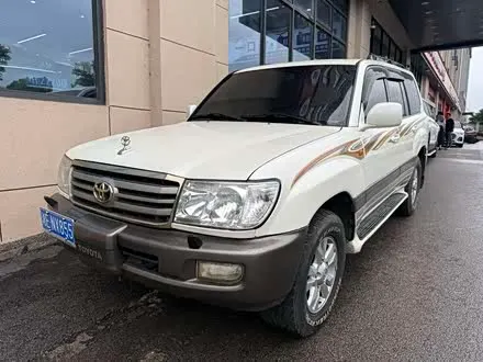 TOYOTA LAND CRUISER 2005