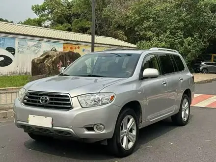 TOYOTA HIGHLANDER — из Китая под ключ