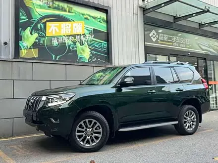 TOYOTA PRADO 2018