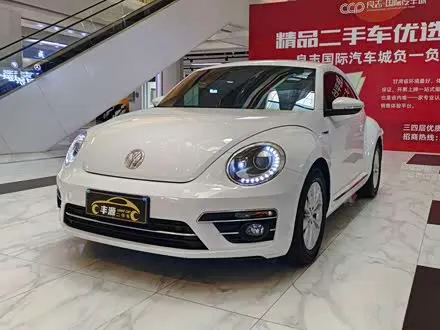VOLKSWAGEN BEETLE 2018