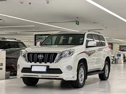 TOYOTA PRADO 2016
