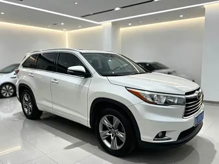 TOYOTA HIGHLANDER — из Китая под ключ