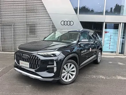 AUDI Q6 2024