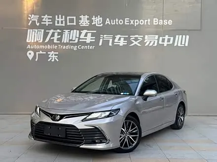 TOYOTA CAMRY 2021