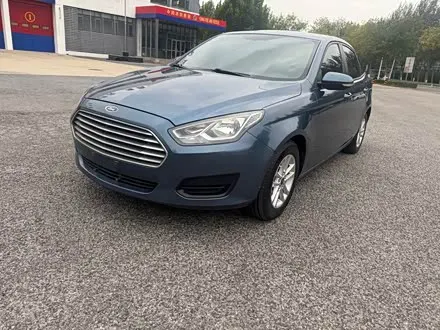 FORD ESCORT 2019
