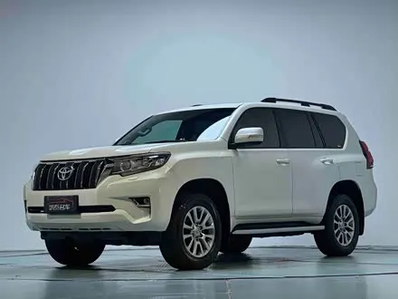 TOYOTA PRADO 2018