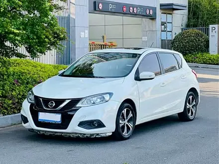 NISSAN TIIDA 2016