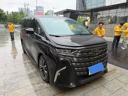 TOYOTA ALPHARD 2024