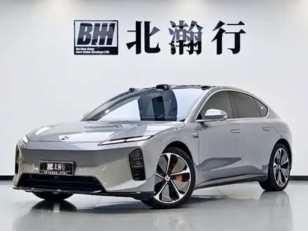 NIO ET5 2025
