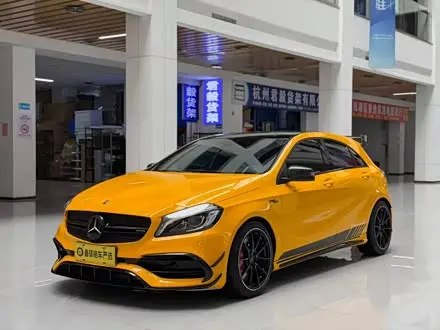 MERCEDES-BENZ A-CLASSAMG 2017