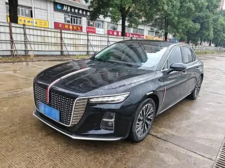 HONGQI H5 — из Китая под ключ