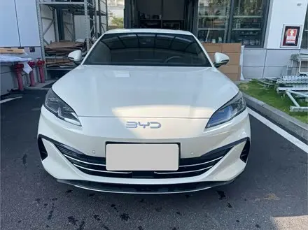 BYD SEAL 06 2025