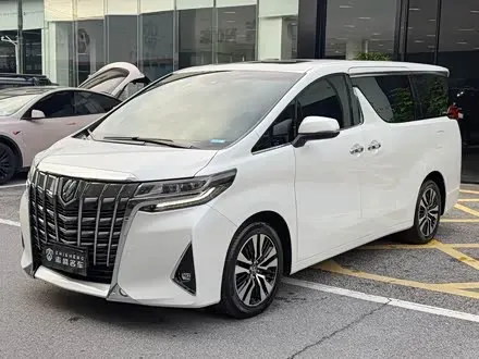 TOYOTA ALPHARD 2018