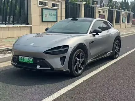 XIAOMI YU7 2025