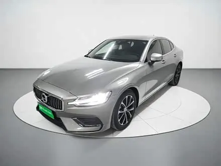 VOLVO S60 2022