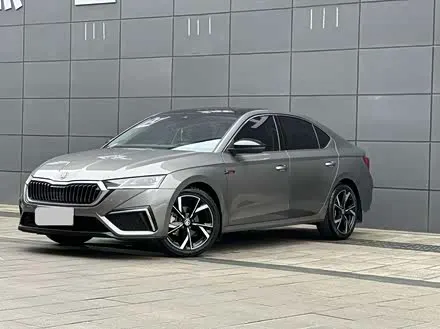 SKODA OCTAVIA 2021