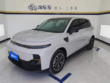 LEAPMOTOR B10 2025