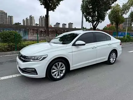 VOLKSWAGEN BORA 2019