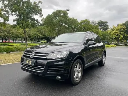 VOLKSWAGEN TOUAREG 2015